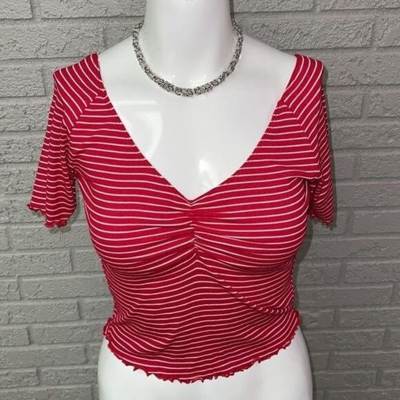 Lulu’s V Neck Striped Crop Top Size S - Picture 9 of 12